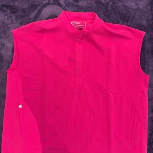 FIGS women Rafaela Overzise  ultra rose S - New- no tags - never used